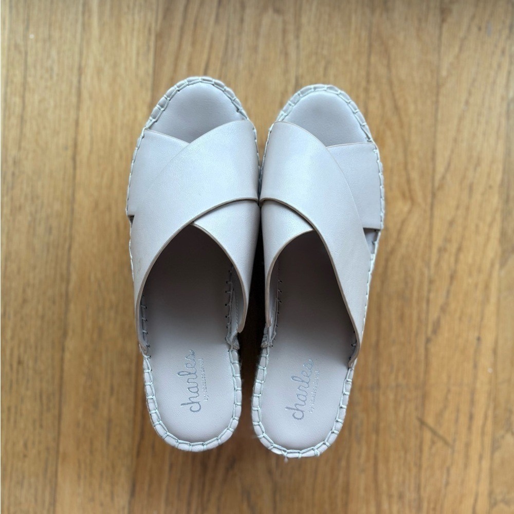 Charles By Charles David leather Taupe Espadrille Wedges 8M $89
